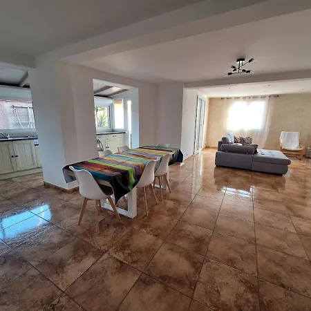 Ground Floor Courtyard And Non-shared Pool Saint-Hippolyte (Pyrenees-Orientales)
